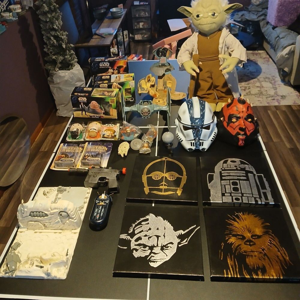 STAR WARS LOT OF TOYS AND MEMORABILIA!! 25 PIECES UNIQUE AND DISC TOYS‎ ITEMS!!